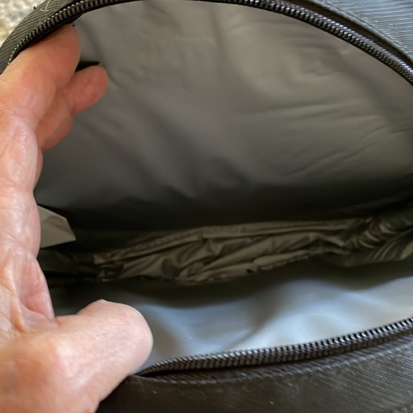 New travel cheese board with all utensils for picnic cheese etc - Picture 7 of 8